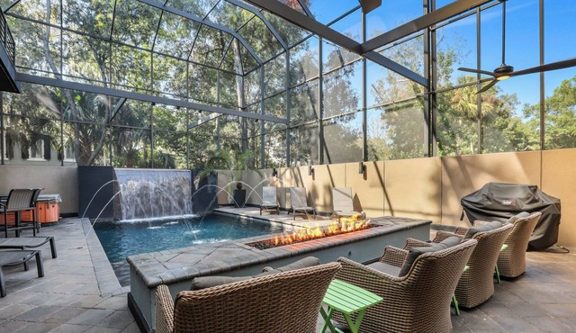 17 Firethorn - HGTV "Wow-Worthy", Pool, Fire Pit