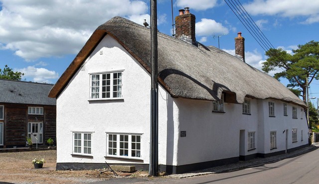 2 bedroom accommodation in Kentisbeare, Cullompton in Cullompton