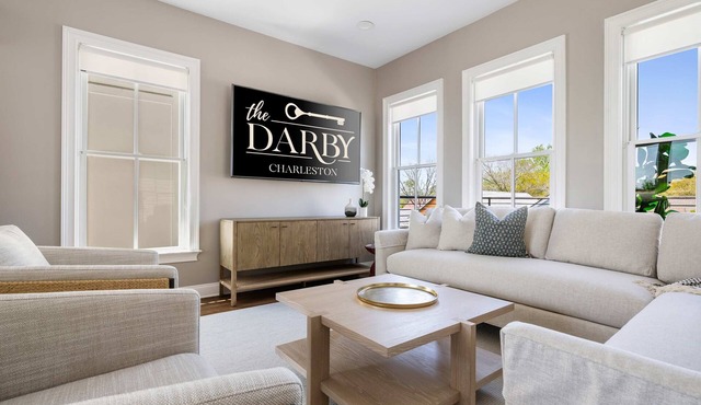 2 Luxury Homes w/Patios | 1 Block from King St