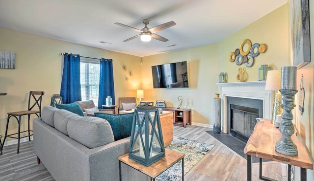 20 Mi to Charleston: Group Getaway in Summerville!