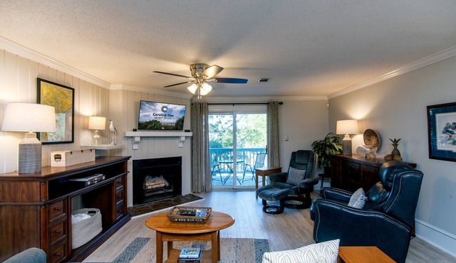 253 Driftwood:Beautiful 2nd Floor Villa;Golf Course Views;Dogs Welcome