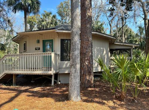 28 Night Heron - Two bedroom, two bath, pet friendly, 5 min walk to beach and pool