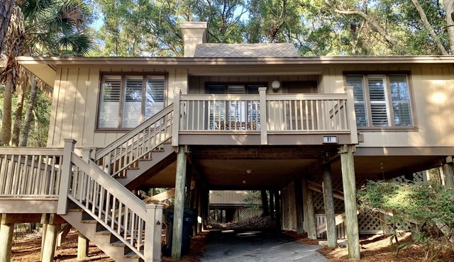 3 bed/3 bath Inlet Cove cottage, ON KIAWAH! community pool, short walk to beach
