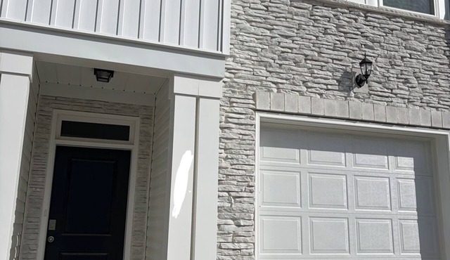 3-bedroom, 4 beds, townhome in wonderful Zebulon with Playground!