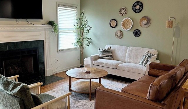 3-bedroom house near Downtown Fountain Inn in Fountain Inn