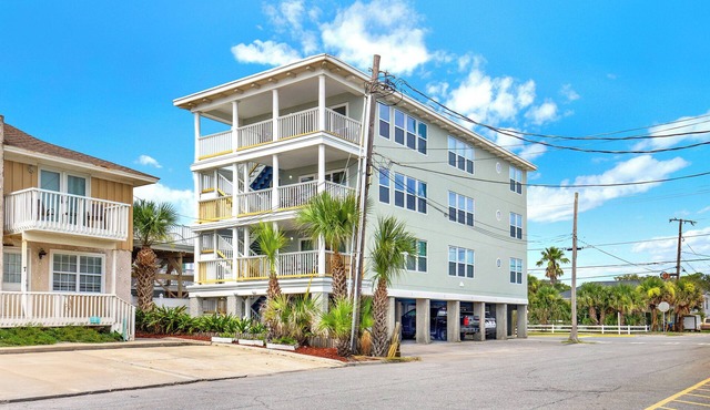 3-bedroom Ocean villa with stunning ocean views, Unit 3, top floor