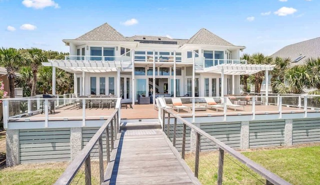 416 Tarpon Blvd