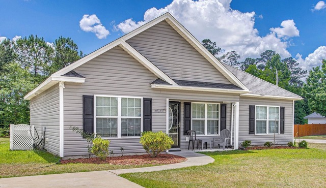 6 Mi to Dtwn Conway! Quiet Family Getaway w/Patio