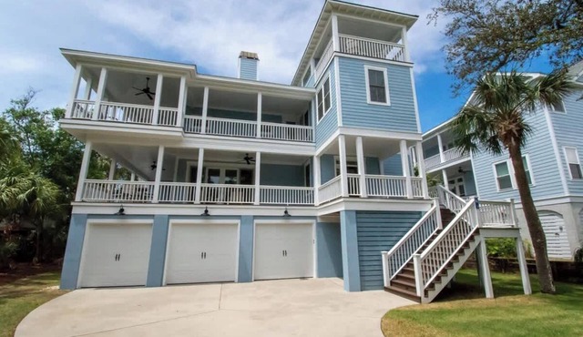 719 Sea Dragon Lane - Robin's Nest
