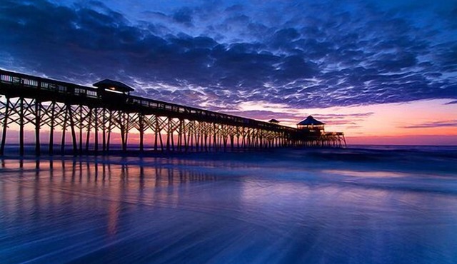 Adorable Folly Beach Cottage! 1 Block to Beach! Super Location! Free WiFi!