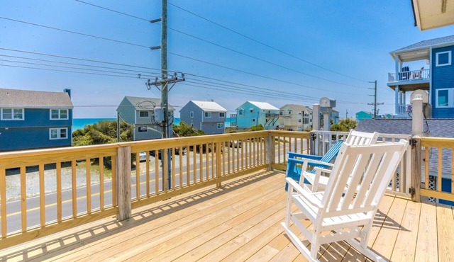 Almost Beachfront - Cozy 2nd Row Home with 4 Bedrooms in Surf City