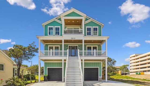Atlantic Oasis - Oceanview - Pool & Hot Tub - 6 Bed
