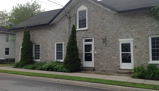 Barouche The Second of the Stone Carriage House in Prince Edward