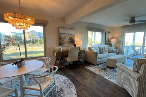 Beachfront Saint Helena Island Condo w/Amenities! in St. Helena Island