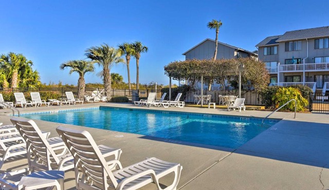 Beachfront Condo w/3 Pools on St Helena Island! in Oceanmarsh Subdivision