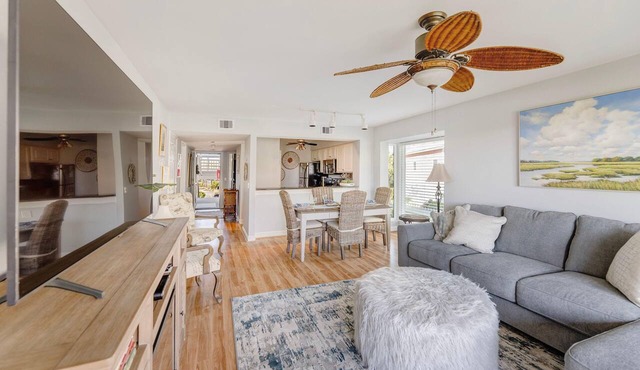 Beautiful Condo with Ocean View and Pet Friendly