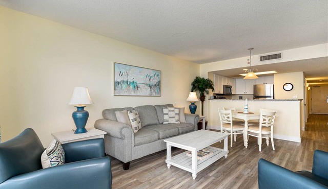 Beautiful East Coast Sunrises W/Amenities Galore!