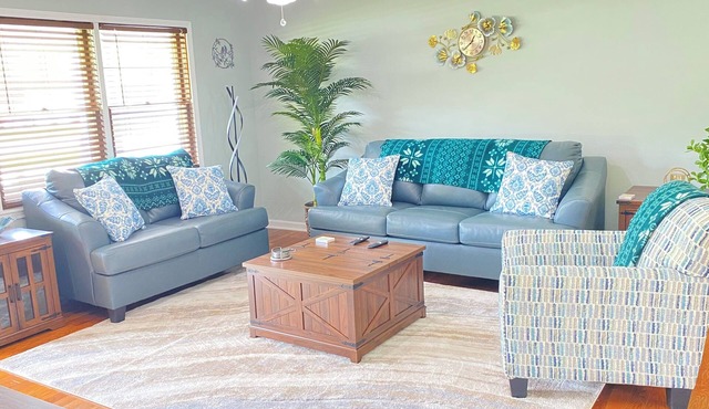 Beautiful relaxing home close to all Myrtle beach has to offer.