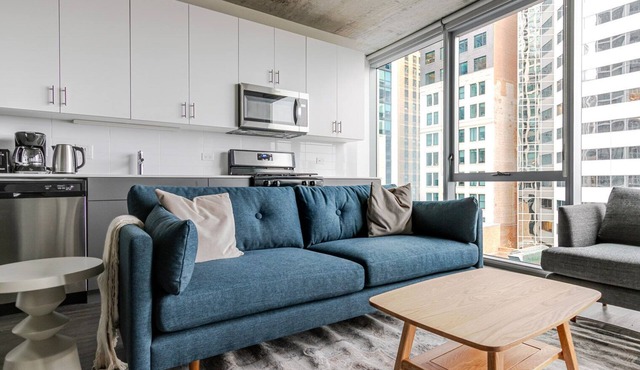 Blueground | Chicago Loop, rooftop, nr Millennium Park in Chicago