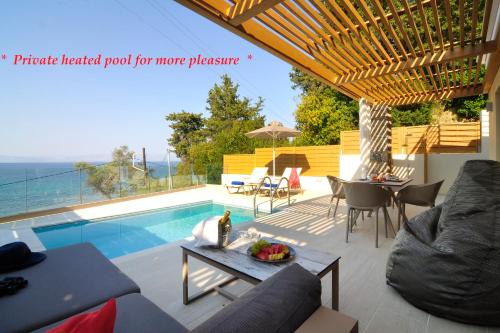 Casa del Mar in Mpoukaris