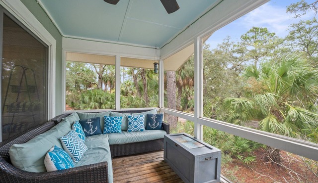 Charming 3-bedroom spacious cottage in fabulous Fripp Island