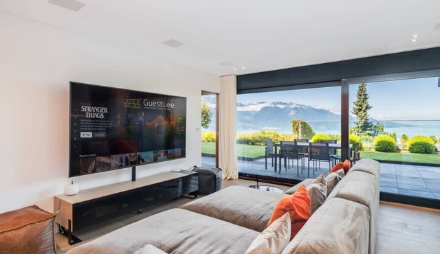 Charming and Spacious Residence in Brent in Brent