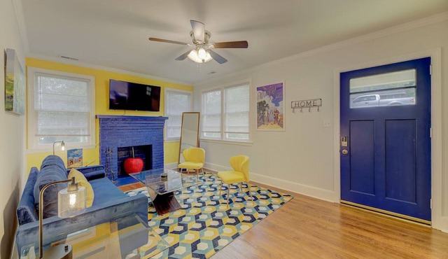 Charming Earlewood Cottage - Minutes from Downtown