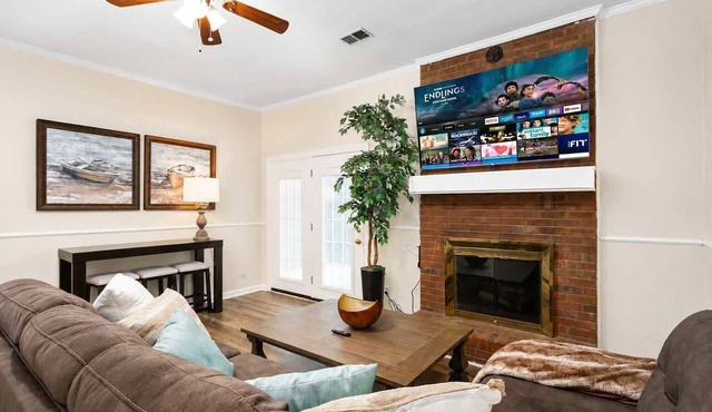 Charming Home with a Huge Fenced Yard in Burlington