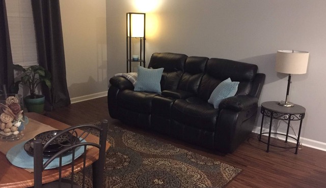 Cloisters 1Br Condo