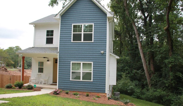 Close to Uptown Charlotte, New Build House in Mount Holly