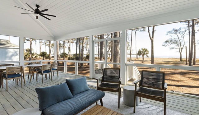 Coastal Carolina Cottage-Oceanfront with Golf Cart