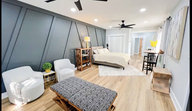 Cozy 1 Bedroom Studio