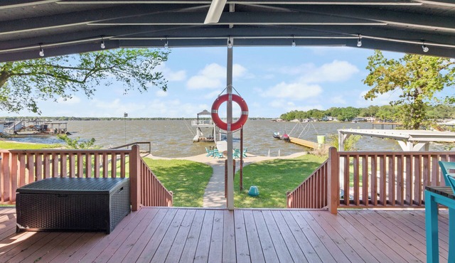 Deep water that does not dry. Perfect fishing off dock. in Mabank