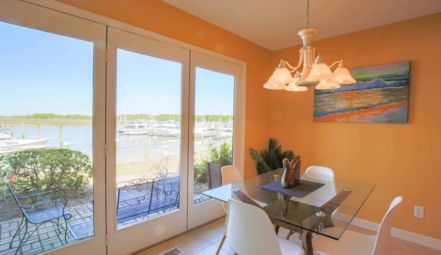 Dog Friendly. Enjoy Sunset at the Bohicket Marina! Community Pool. Walk to Restaurants & Shops.