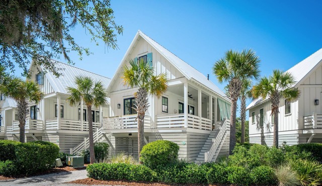 “Eagles Nest” (3035 Southerly Way) 2 person creekside bungalow at Kiawah River ~
