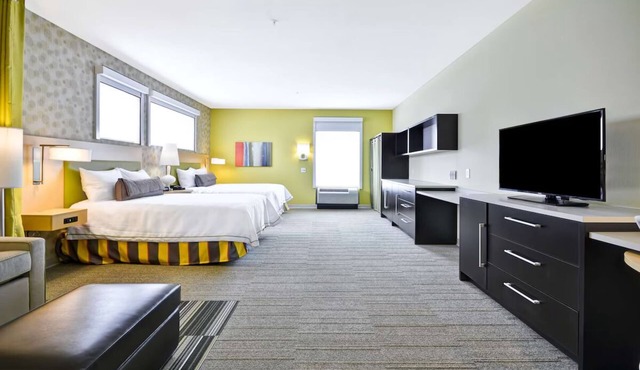 Family-Friendly Haven w/Modern Amenities | Close to Amusement Park & Shops