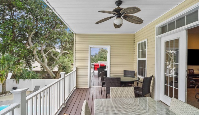 Grand Coastal Retreat: 10 Bedrooms, 2 Private Pools & Ocean Views!