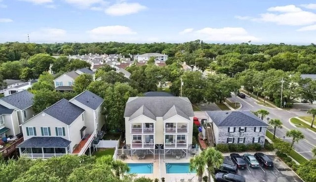Great Beach House - Pool - 3 min walk to the beach, pier & restaurants