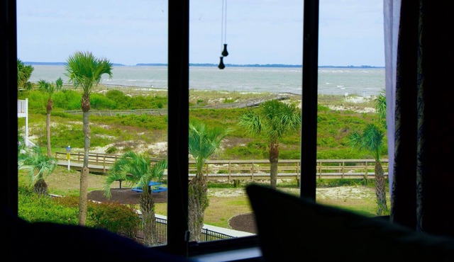 Harbor Hideaway …just steps to the beach and pool!