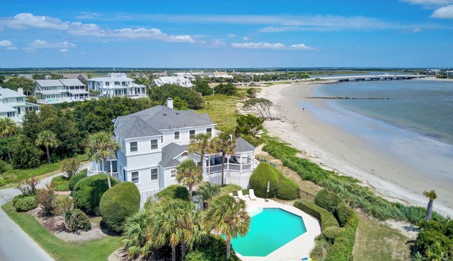 Haven by AvantStay | Luxury Beachfront Home w/Pool & Gorgeous Patios