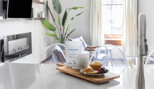 Historic Meets Modern on King Street– Perfect for Families & Friends
