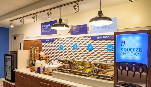 Holiday Inn Express Charleston by IHG