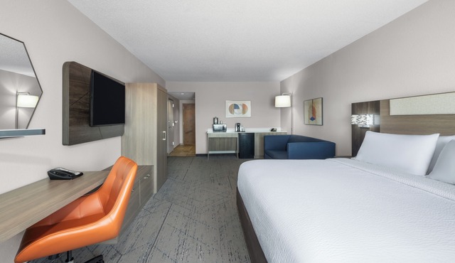 Holiday Inn Express Pembroke by IHG