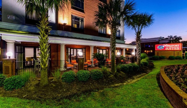 Holiday Inn Express & Suites Lexington by IHG