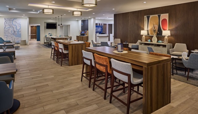 Holiday Inn Express & Suites Charleston DWTN - Medical CTR by IHG