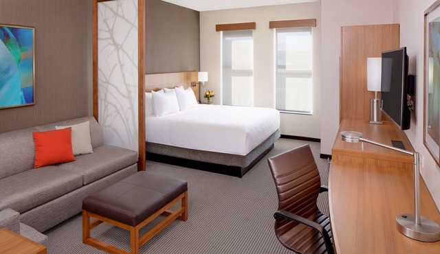 Hyatt Place Florence Downtown