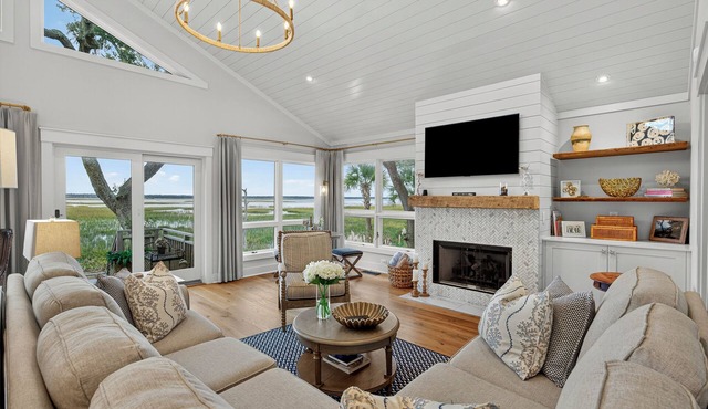 IMPECCABLE River Views! Luxury West Beach Home!