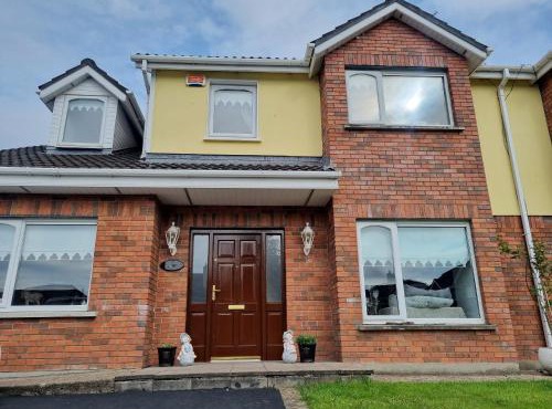 Inis Lua House in Limerick