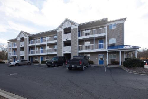 InTown Suites Extended Stay Charlotte NC - Airport