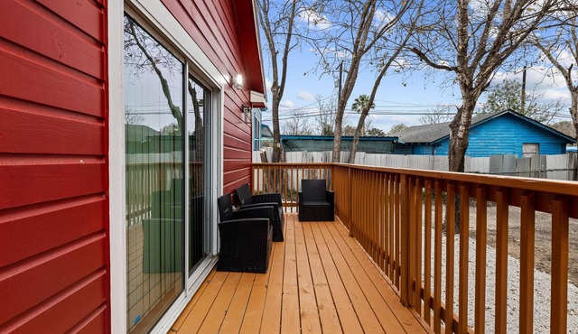 Inviting 4BR 2 5BA Downtown Home With Ample Space in San Antonio